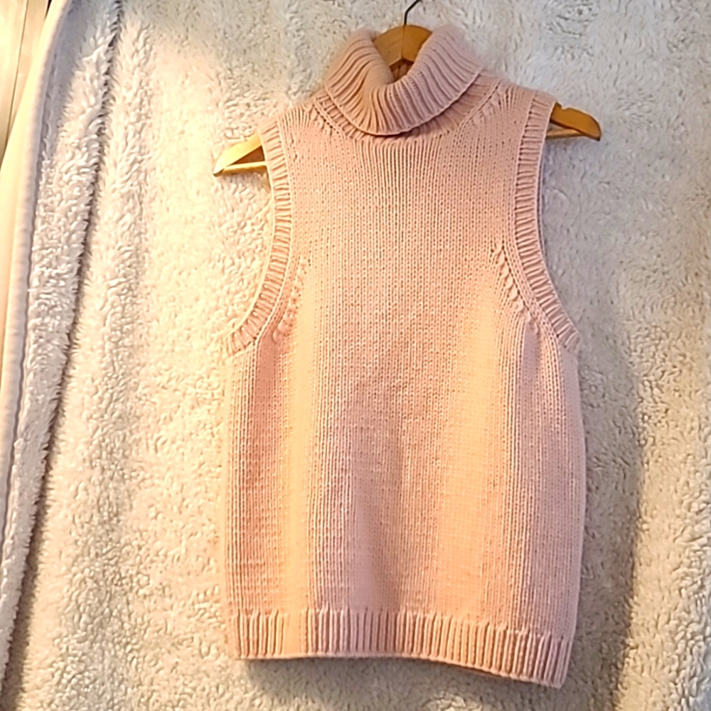 Michael Kors sleeveless sweater
